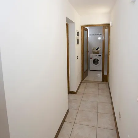 Sanda Apartment